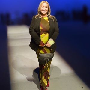 Meet your Posher, Jules